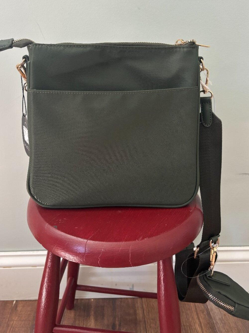 Mali + Lili Olive Green Crossbody Bag with Pouch 2 Piece Set NWT - Picture 3 of 5